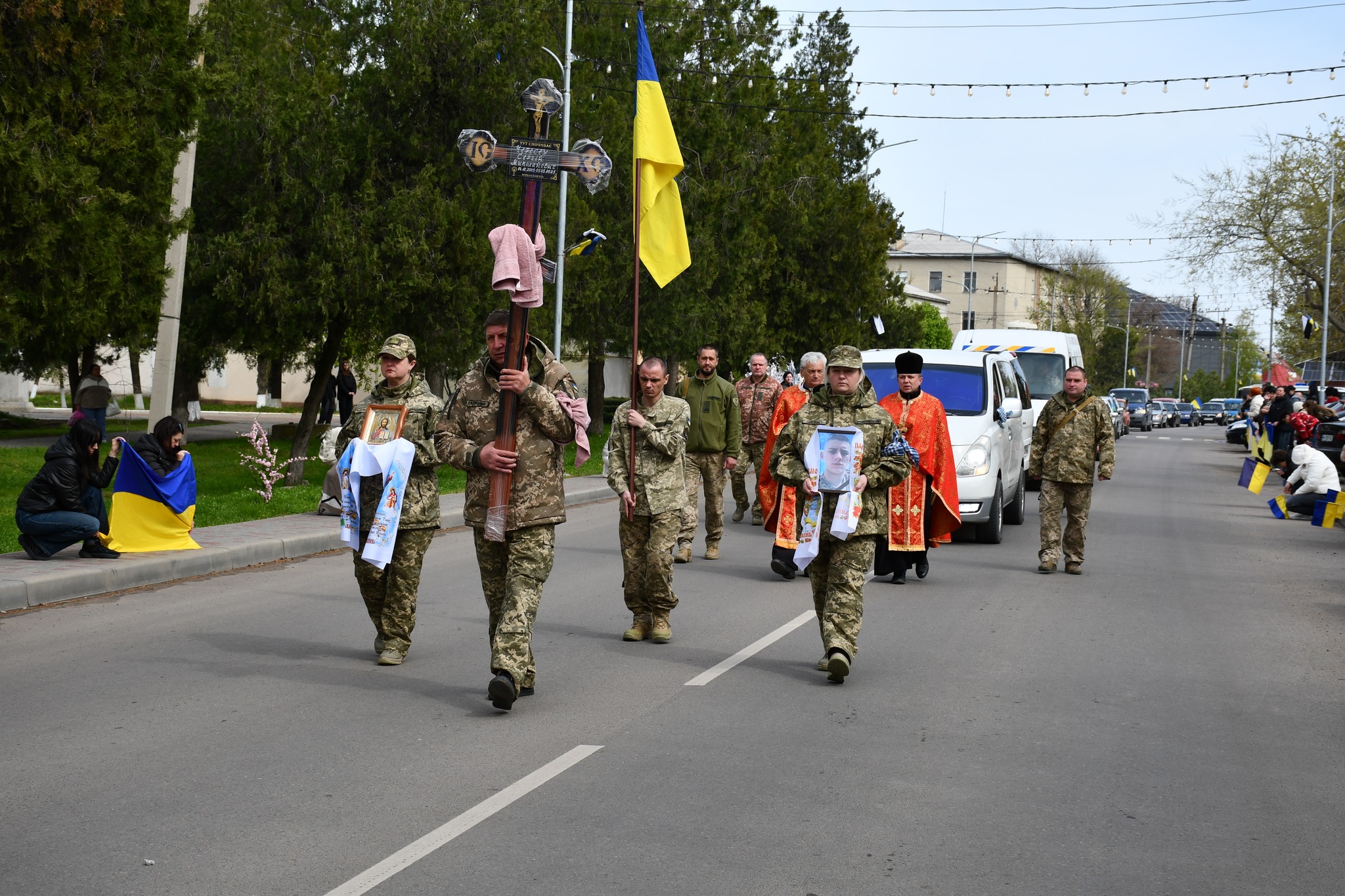 Фото до матеріалу: У Березівці попрощалися з воїном Сергієм Чересеу