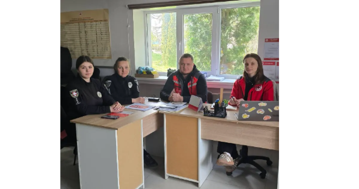 Фото до матеріалу: Поліція та Червоний Хрест узгодили спільні навчання для допомоги постраждалим