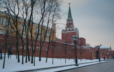 Фото до матеріалу: Безпілотник влучив у квартиру в Москві: відео та деталі інциденту