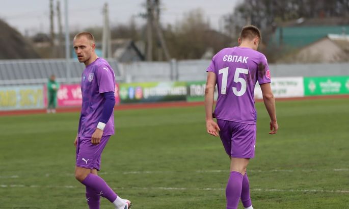 Фото до матеріалу: Матч Першої ліги: «Металург» приймає «Вікторію» у вирішальній грі сезону