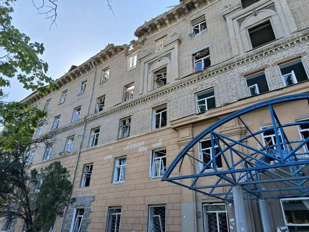 Фото до матеріалу: У Дніпровському університеті вшанували пам'ять студента Іллі Безбожного, загиблого від російського обстрілу