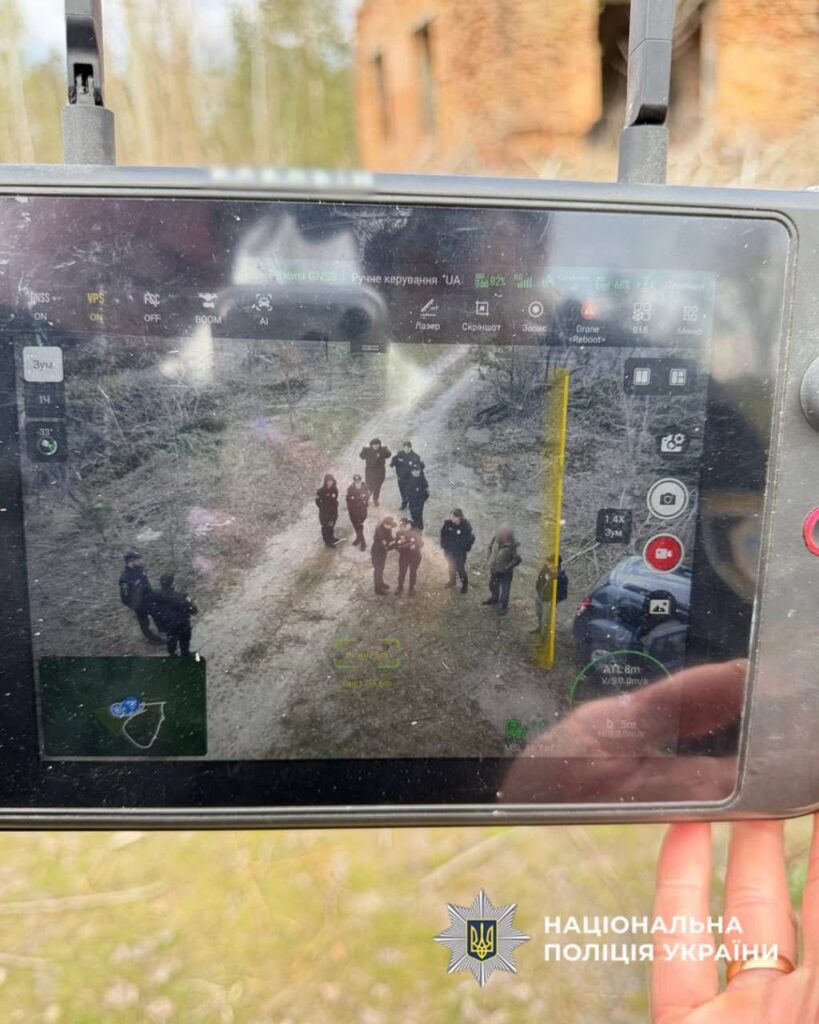 Фото до матеріалу: Небо під контролем: на Золотоніщині поліцейські опановують дрони разом із ветеранами