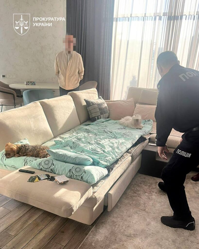 Фото до матеріалу: В Україні розкрито мережу шахраїв, які обманювали іноземців на експорт агропродукції