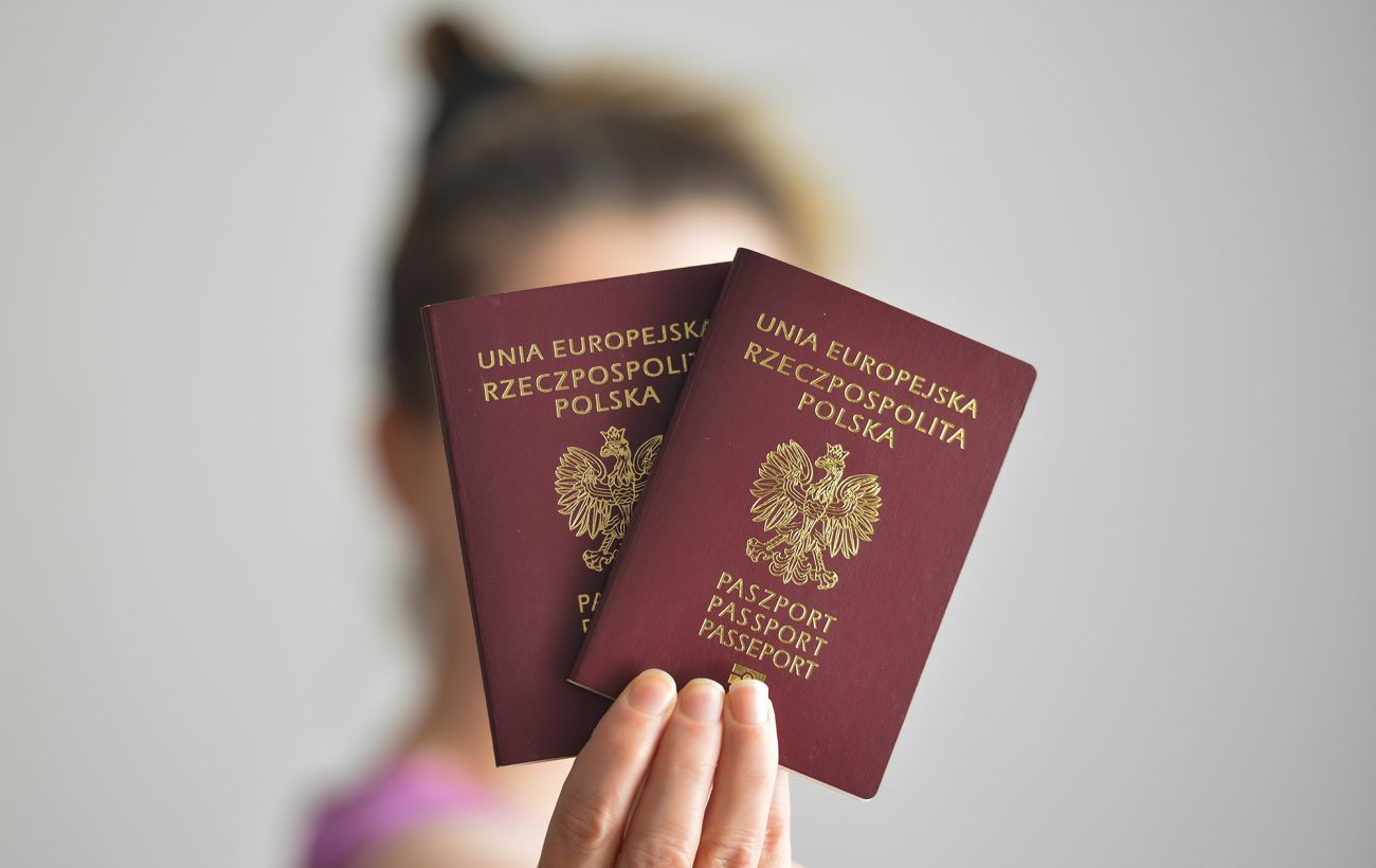 Фото до матеріалу: Польща вводить тест на лояльність та збільшує термін проживання для громадянства