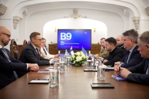 Фото до матеріалу: Україна запропонувала Європі допомогу в переговорах про «аеропортове перемир'я» з РФ