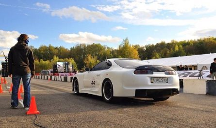 Фото до матеріалу: Lotus повертається до V8: новий суперкар з 1000 кінських сил у 2028 році