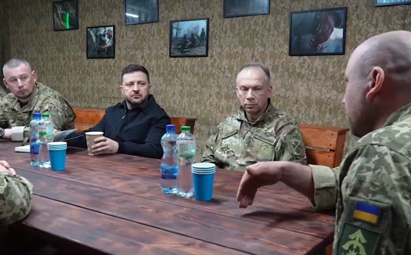 Фото до матеріалу: Зеленський нагородив воїнів 31-ї ОМБр на Олександрівському напрямку