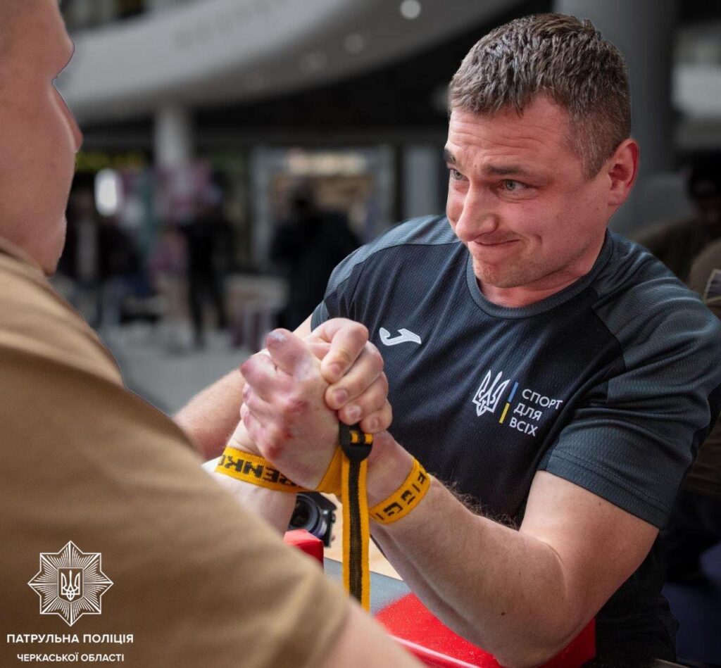 Фото до матеріалу: Черкаський поліцейський здобув бронзу на чемпіонаті України з армреслінгу