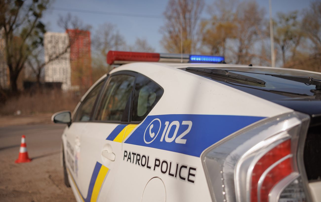 Фото до матеріалу: У Києві затримали чоловіка, який ходив із пістолетом і погрожував перехожим