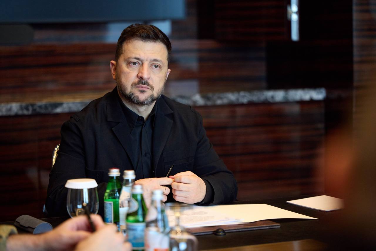 Фото до матеріалу: ВМС США знищили шість іранських катерів під час розблокування Ормузької протоки