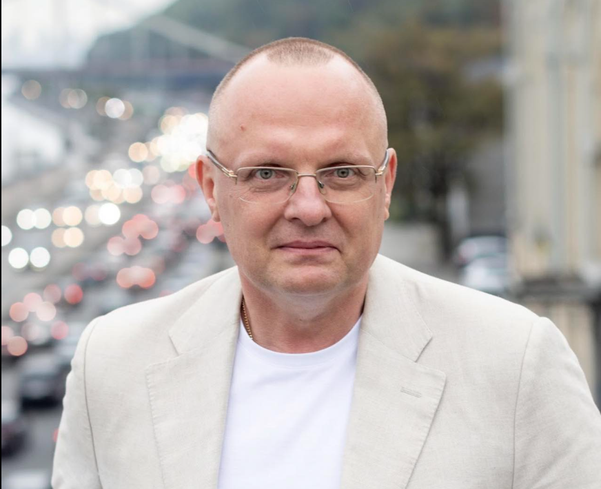 Фото до матеріалу: Денисенко: мовчання влади посилює кризу «плівок Міндіча», виходів два — тоталітаризм чи вибори
