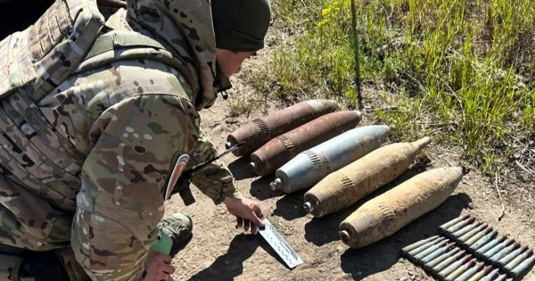 Фото до матеріалу: У Снігурівській громаді знешкодили схованку з мінами та авіаракетою