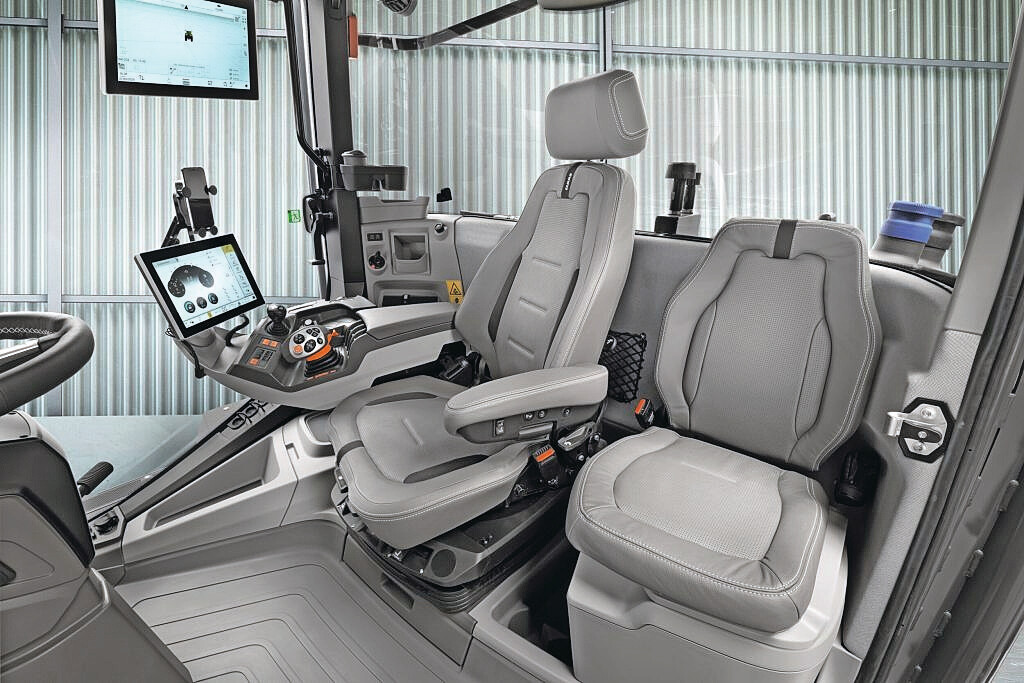Фото до матеріалу: Claas Xerion 12: оновлення 2026 року, автономність та економія палива
