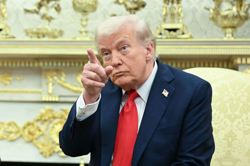 Фото до матеріалу: Трамп пропонує закінчити війну з Іраном угодою до поїздки до Китаю