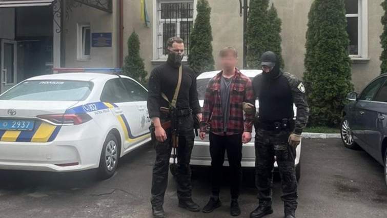 Фото до матеріалу: Спроба підпалу мечеті у Львові: затримано 19-річного підозрюваного