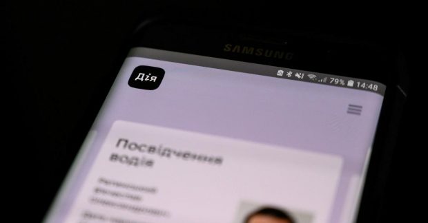 Фото до матеріалу: Водійські права з 15 років: у Києві обговорюють нові правила для мопедів та мотоциклів