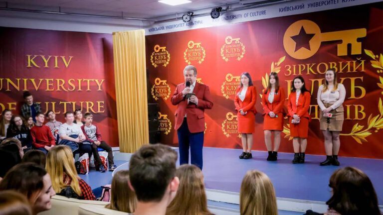 Фото до матеріалу: Поліція проводить обшуки в університетах культури Києва: деталі справи про розкрадання
