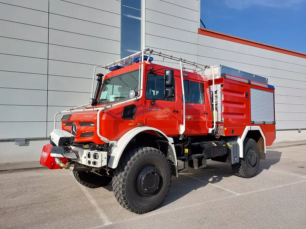 Фото до матеріалу: Daimler Truck презентує передові пожежні автомобілі