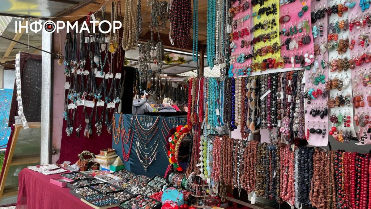 Фото до матеріалу: Автентика Гуцульщини: що цікавого на Косівському базарі