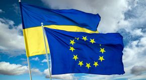 Фото до матеріалу: Ризики «холодних продажів» через B2B-платформи: як уникнути штрафів за порушення GDPR