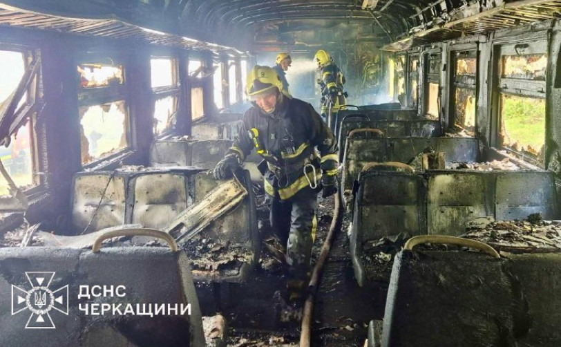 Фото до матеріалу: На Черкащині під час руху загорівся електропотяг з пасажирами