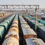 Фото до матеріалу: Бізнес переорієнтує експорт олії на західні кордони через ризики атак на порти