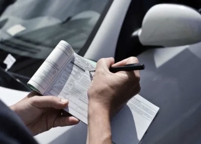 Фото до матеріалу: В Україні запровадять систему штрафних балів: 10-15 балів за рік — і права забирають