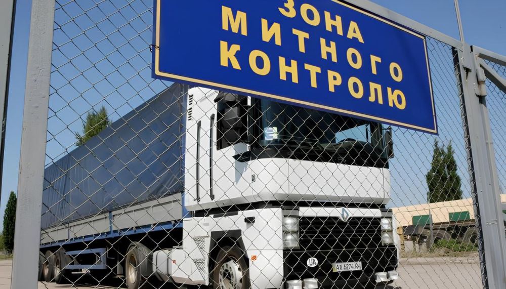 Фото до матеріалу: Між Києвом та Ужгородом курсуватиме потяг "Сакура"