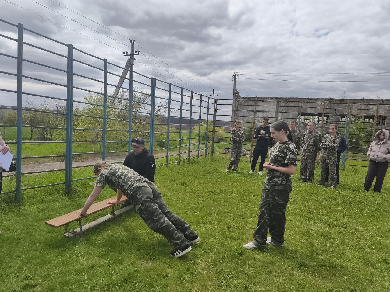 Фото до матеріалу: Юні козаки Кошарського ліцею здобули бронзу у грі «Сокіл»