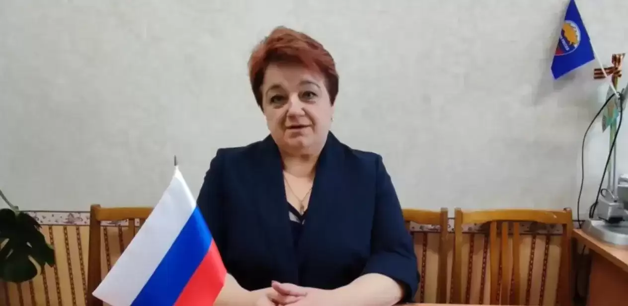 Фото до матеріалу: Пранкер змусив російських вчителів зачитати промову Гітлера: резонансна акція в Челябінську