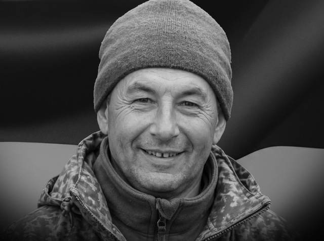 Фото до матеріалу: Прощання з п'ятьма захисниками на Хмельниччині: від Славуті до Полонного