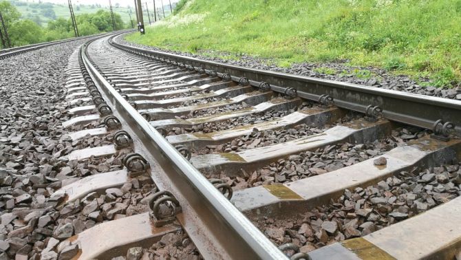 Фото до матеріалу: Зміни в русі приміських потягів на Черкащині: які маршрути зачепить ремонт колій