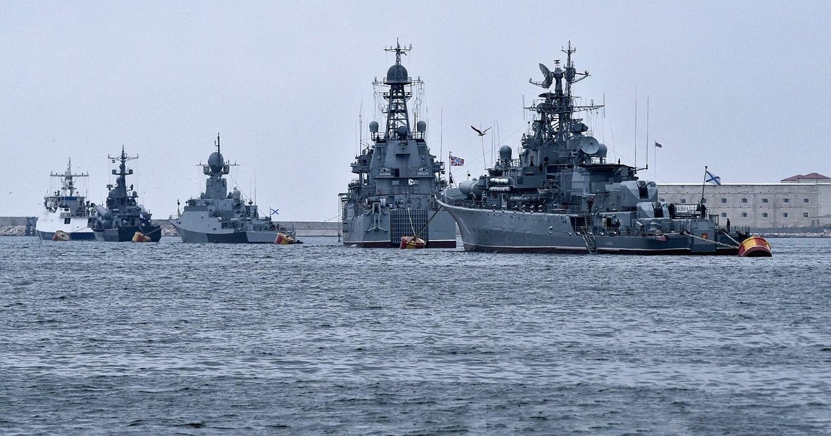 Фото до матеріалу: Британія не зупинила жодного судна РФ: тіньовий флот здійснив 238 проходів через Ла-Манш