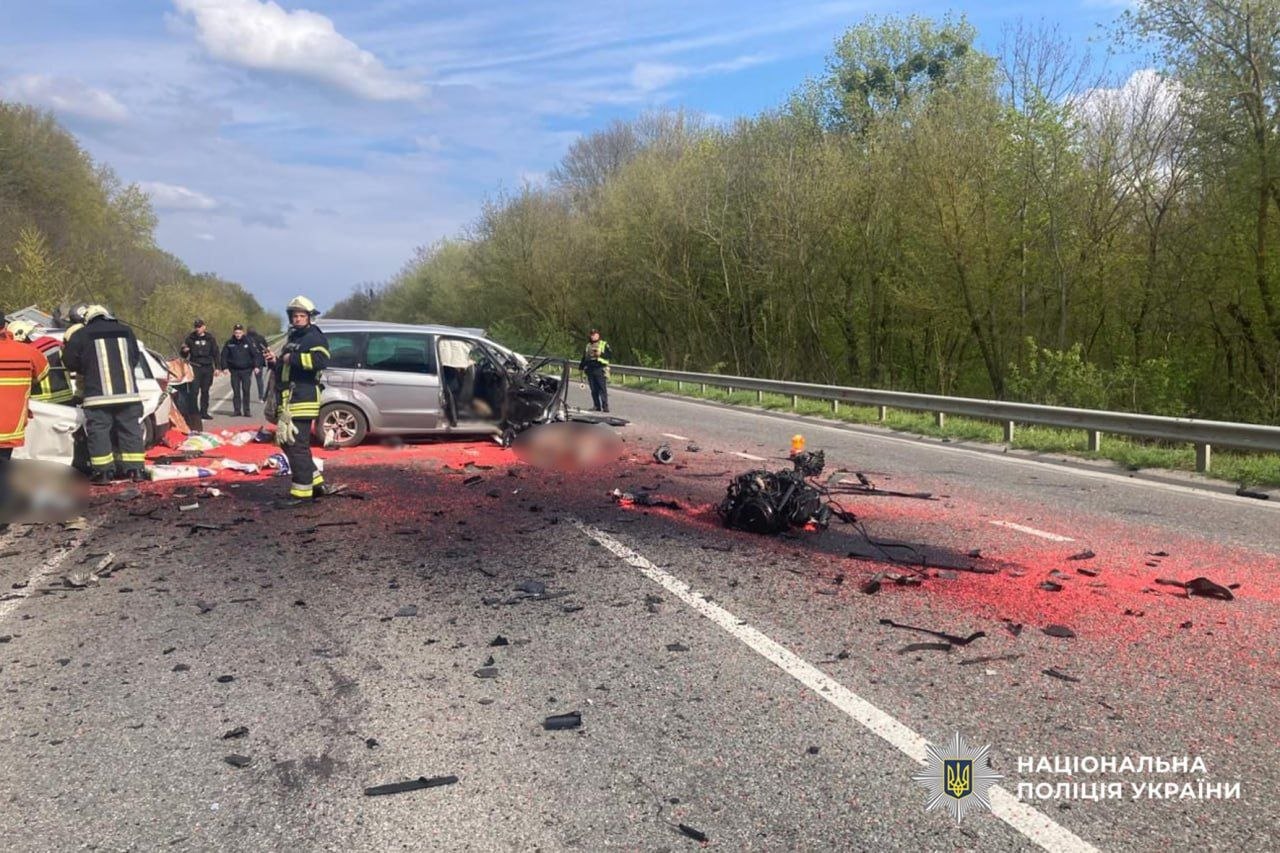 Фото до матеріалу: У селі Княжа на Звенигородщині сталася ДТП