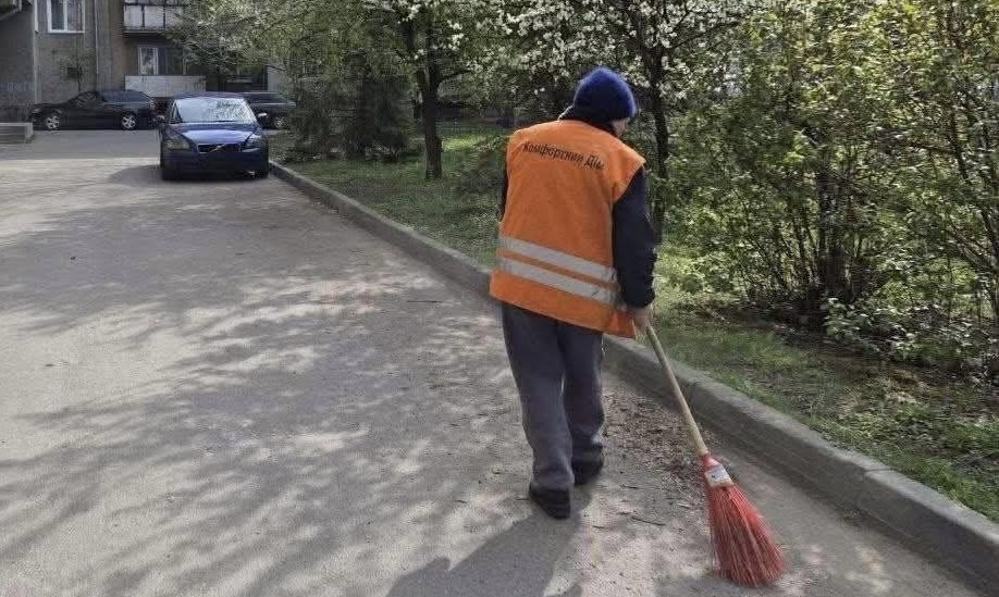 Фото до матеріалу: У Франківську шукають кращого працівника благоустрою: подати заявку можна до 1 травня