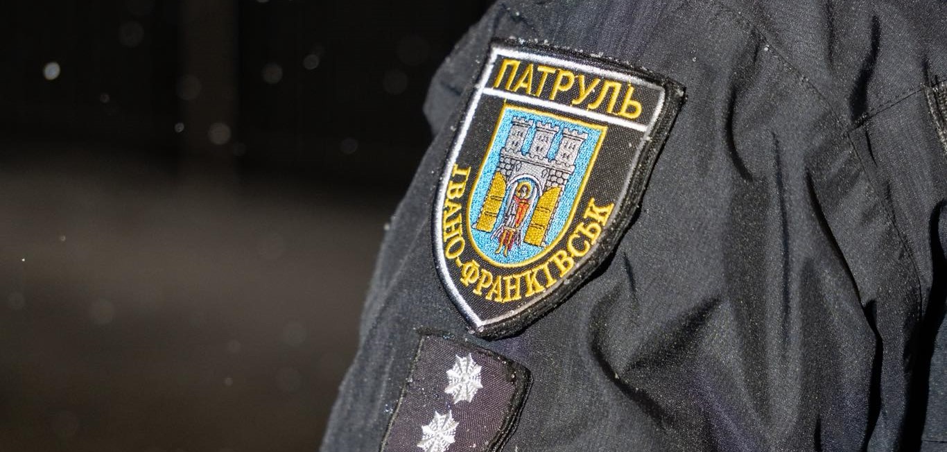 Фото до матеріалу: В Івано-Франківську за тиждень виписали понад тисячу штрафів за паркування