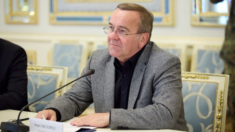Фото до матеріалу: Пісторіус: Путін грає «крапленими картами», порушуючи перемир'я