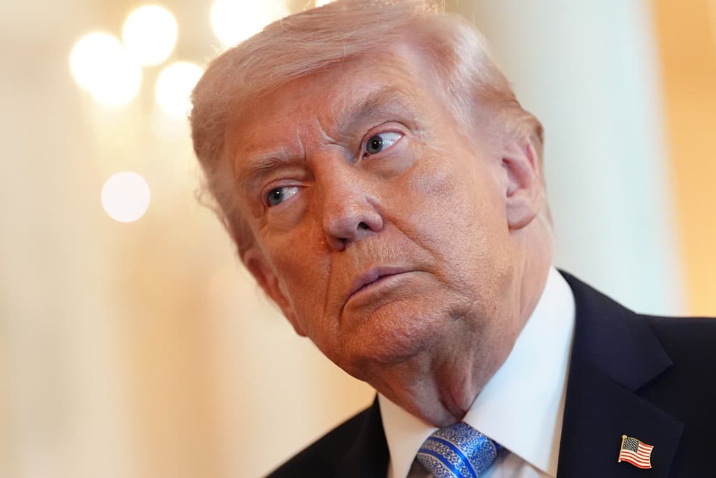 Фото до матеріалу: Трамп попереджає Іран: виконання домовленостей або нові масовані бомбардування