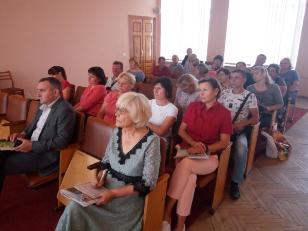 Фото до матеріалу: Буські підприємці отримали безоплатну правову допомогу проти рейдерства