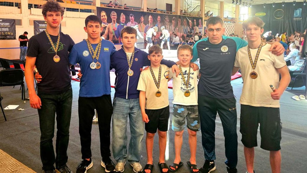 Фото до матеріалу: Сумські сумоїсти здобули три золоті медалі чемпіонату України
