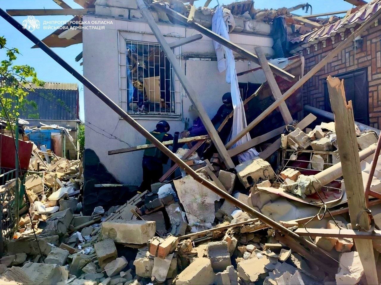 Фото до матеріалу: Четверо загиблих: ворог атакував чотири райони Дніпропетровщини