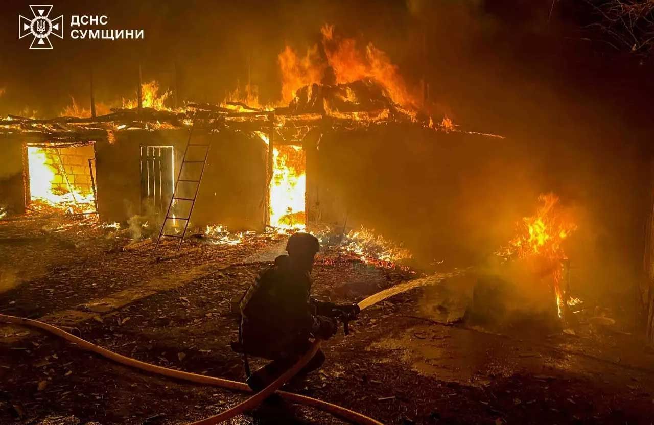 Фото до матеріалу: З 8 травня випускники можуть завантажити запрошення на НМТ