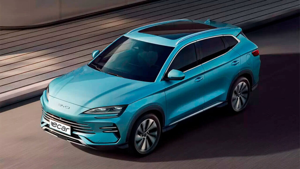 Фото до матеріалу: Український автопарк у квітні поповнили понад 3 тисячі електромобілів