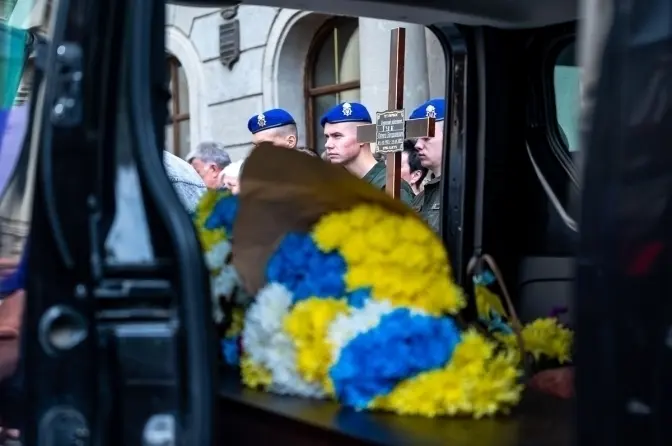 Фото до матеріалу: Львівщина прощається із сімома Захисниками: траурні заходи 2 травня