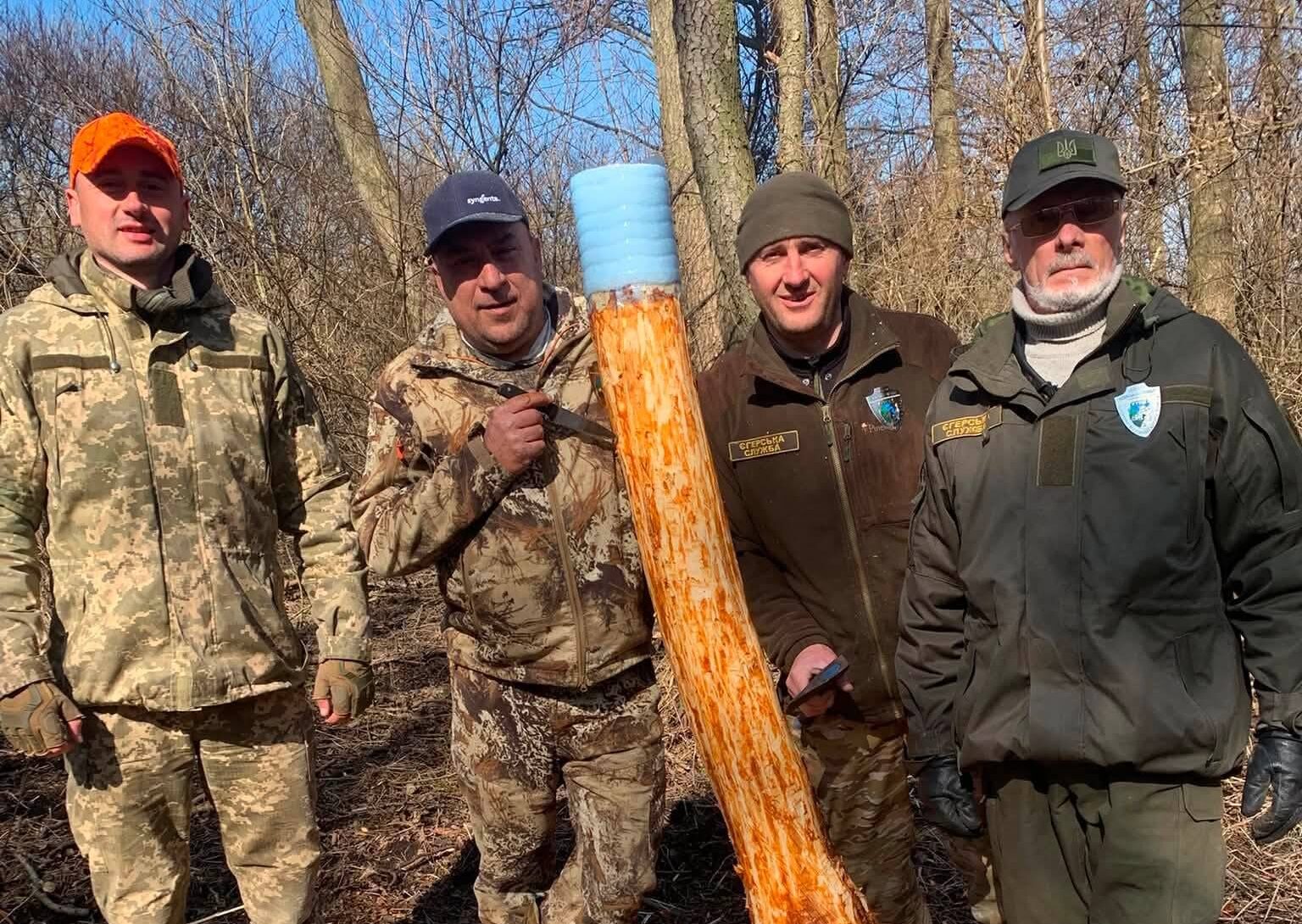 Фото до матеріалу: На Вінниччині оновили мережу солонців для диких копитних
