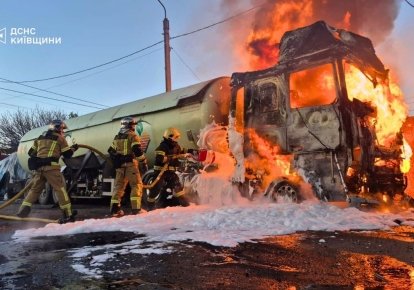 Фото до матеріалу: Ворожі дрони завдали удару по Київщині: троє людей госпіталізовані