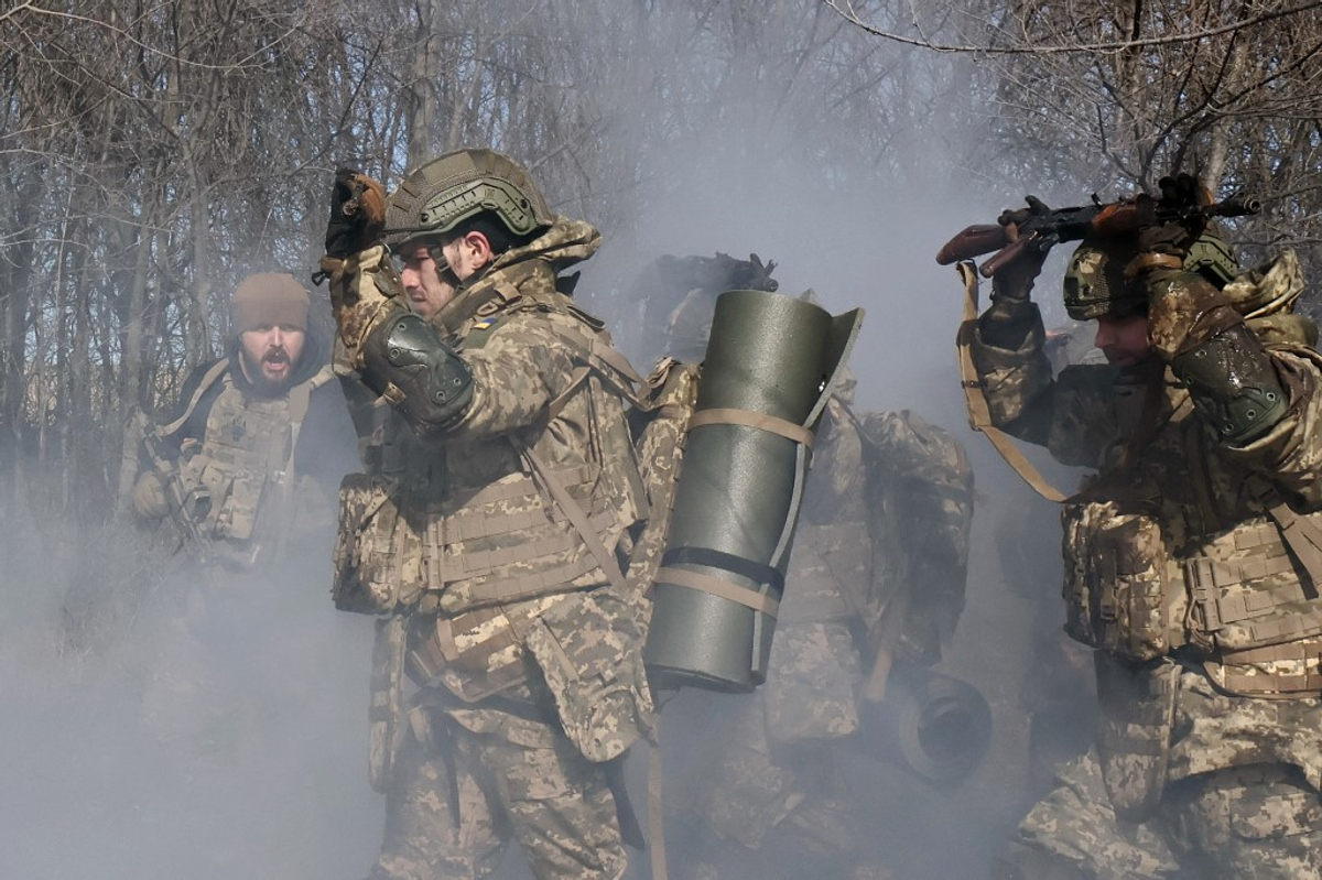 Фото до матеріалу: Russia Shifts to “Infiltration” Tactics to Bypass Ukrainian Defenses