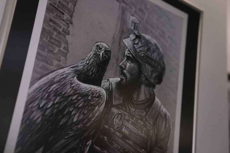 Фото до матеріалу: У Сумах проходить виставка графіки Володимира Реброва