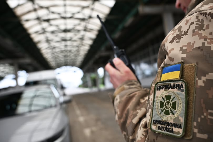 Фото до матеріалу: Прикордонна служба попереджає про затримки на пункті «Шегині — Медика» через дорожні роботи