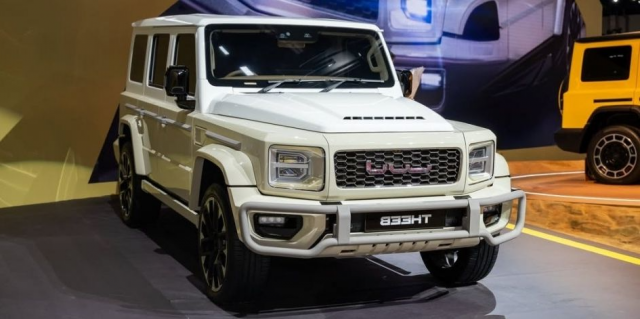 Фото до матеріалу: Новий позашляховик Theeb X01 з ОАЕ: клон Mercedes G-Class з гібридною силовою установкою